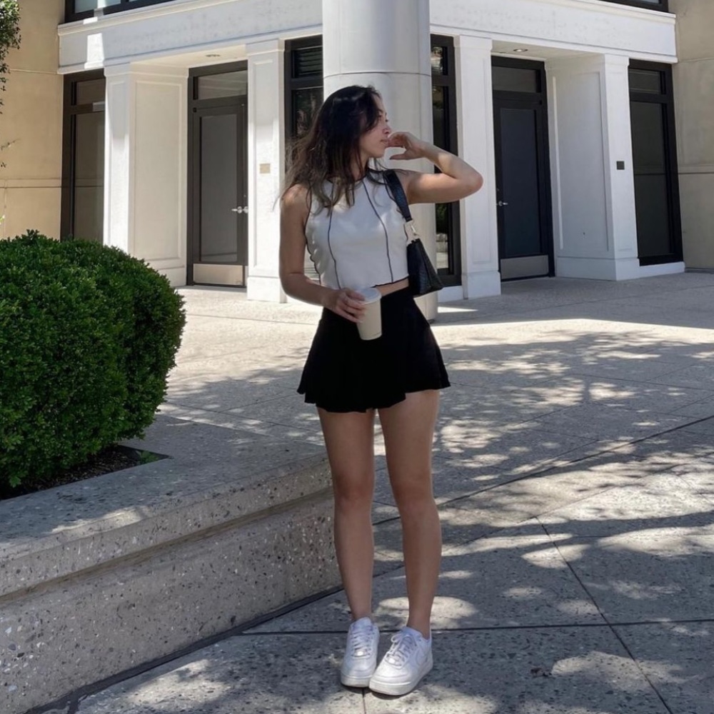 Cropped rib knit paneled tank top